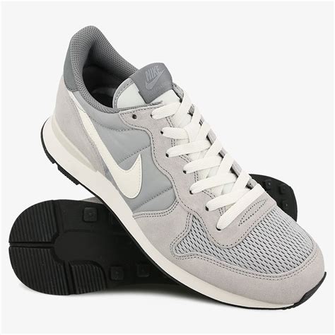 nike herren schuhe schwarz grau|sneaker herren reduziert.